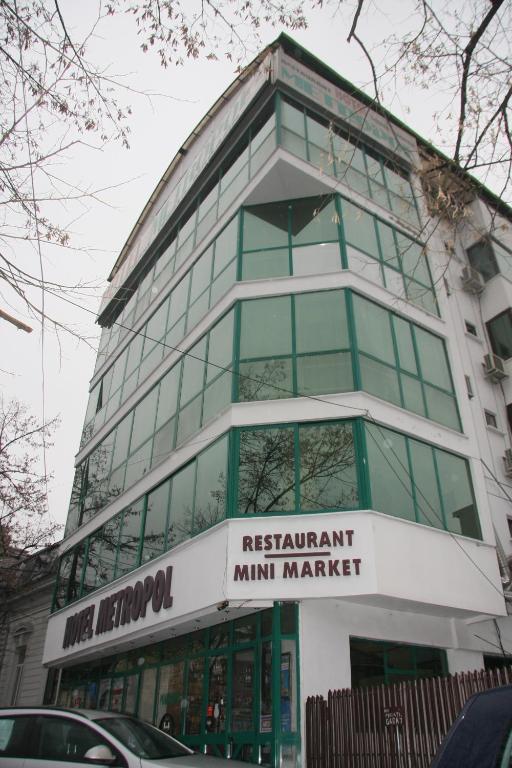 Hotel Metropol Piteşti Exterior foto