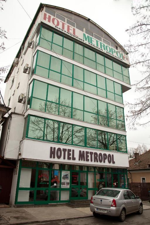 Hotel Metropol Piteşti Exterior foto